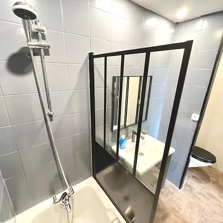 Magnifique ~hipster~ Porte Du Futuroscope シャッスヌイユ・デュ・ポワト